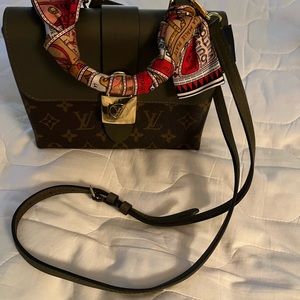 Louis Vuitton Locky BB and twilly